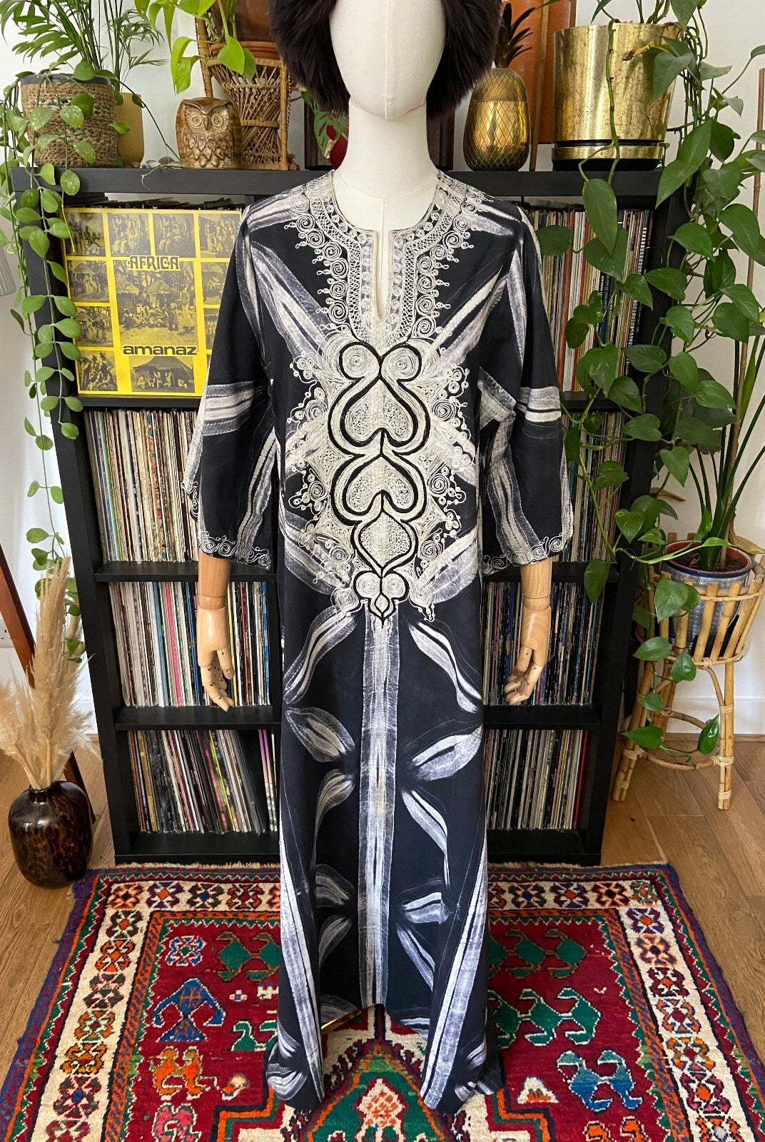 Vintage 1980s Hand Woven Embroidered Kaftan