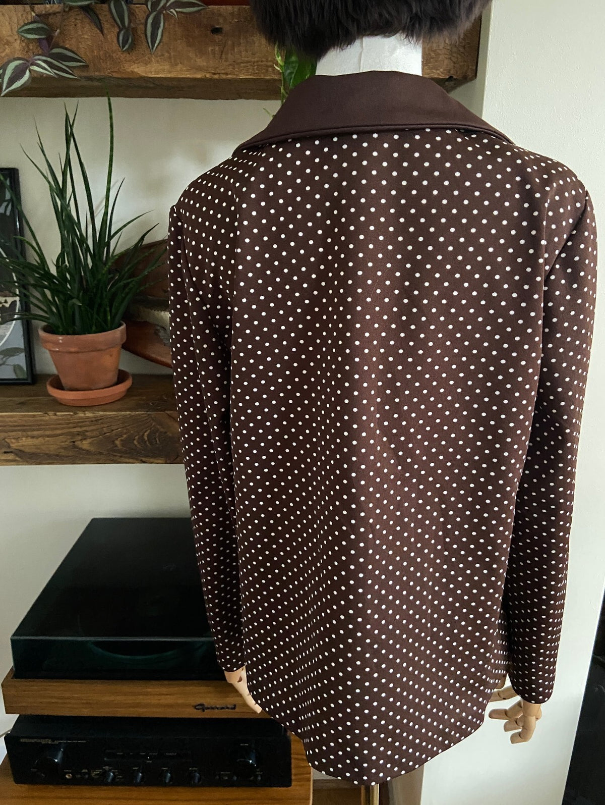 Vintage 1970s Brown Beagle Collar Top