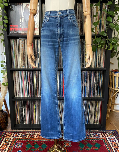 Vintage 90s Levis Flared Jeans W30