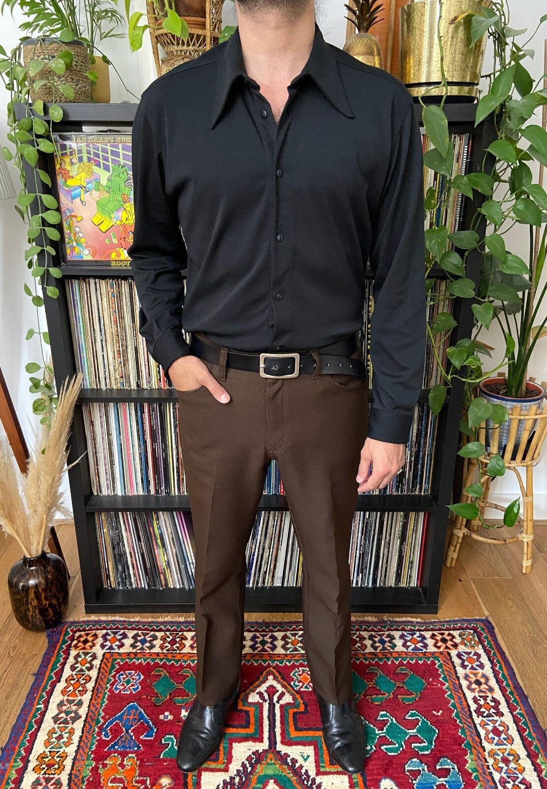 Vintage 1970s Black Dagger Collar Jersey Shirt