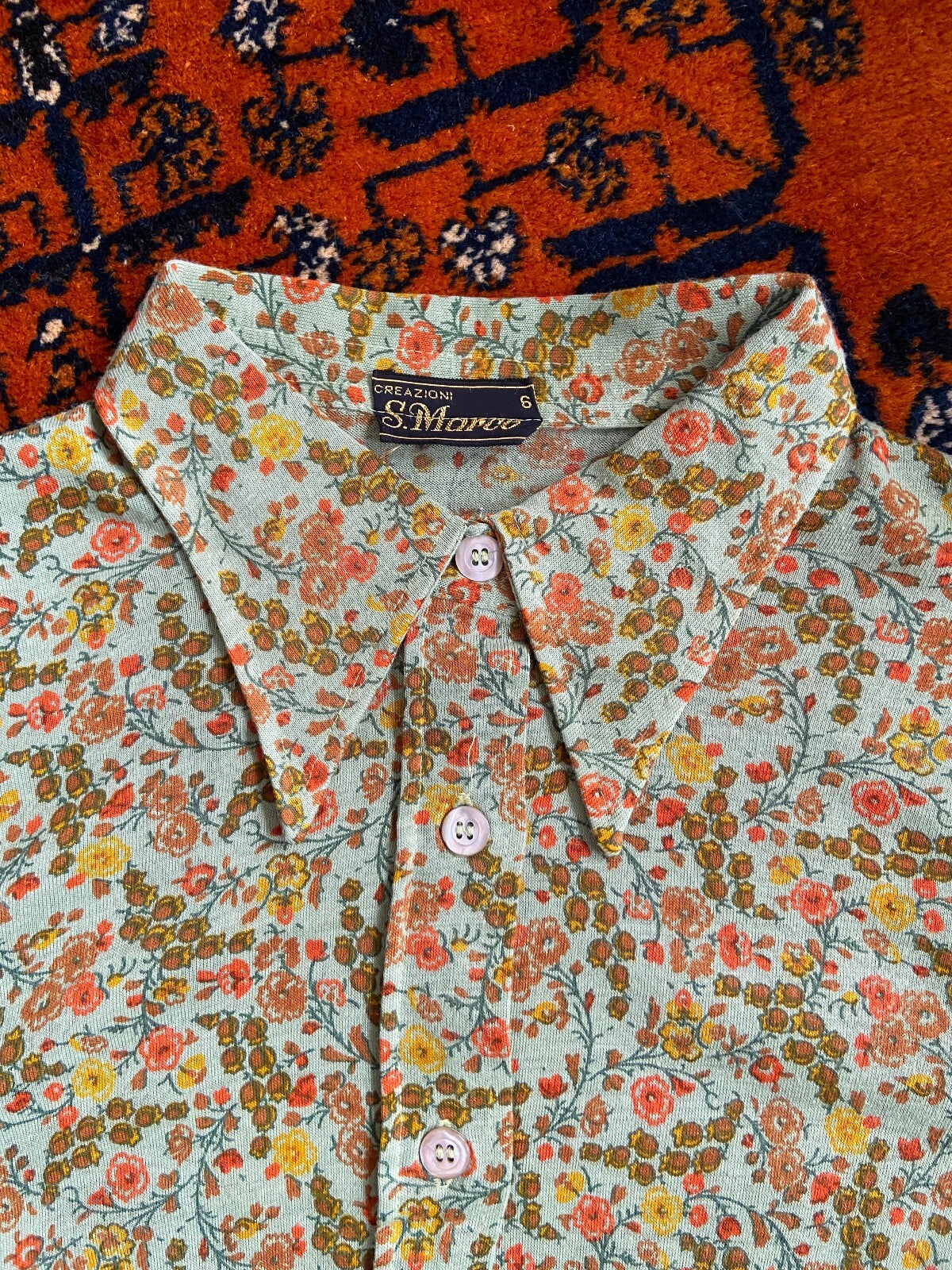 Vintage 1970s Green Floral Dagger Collar Shirt