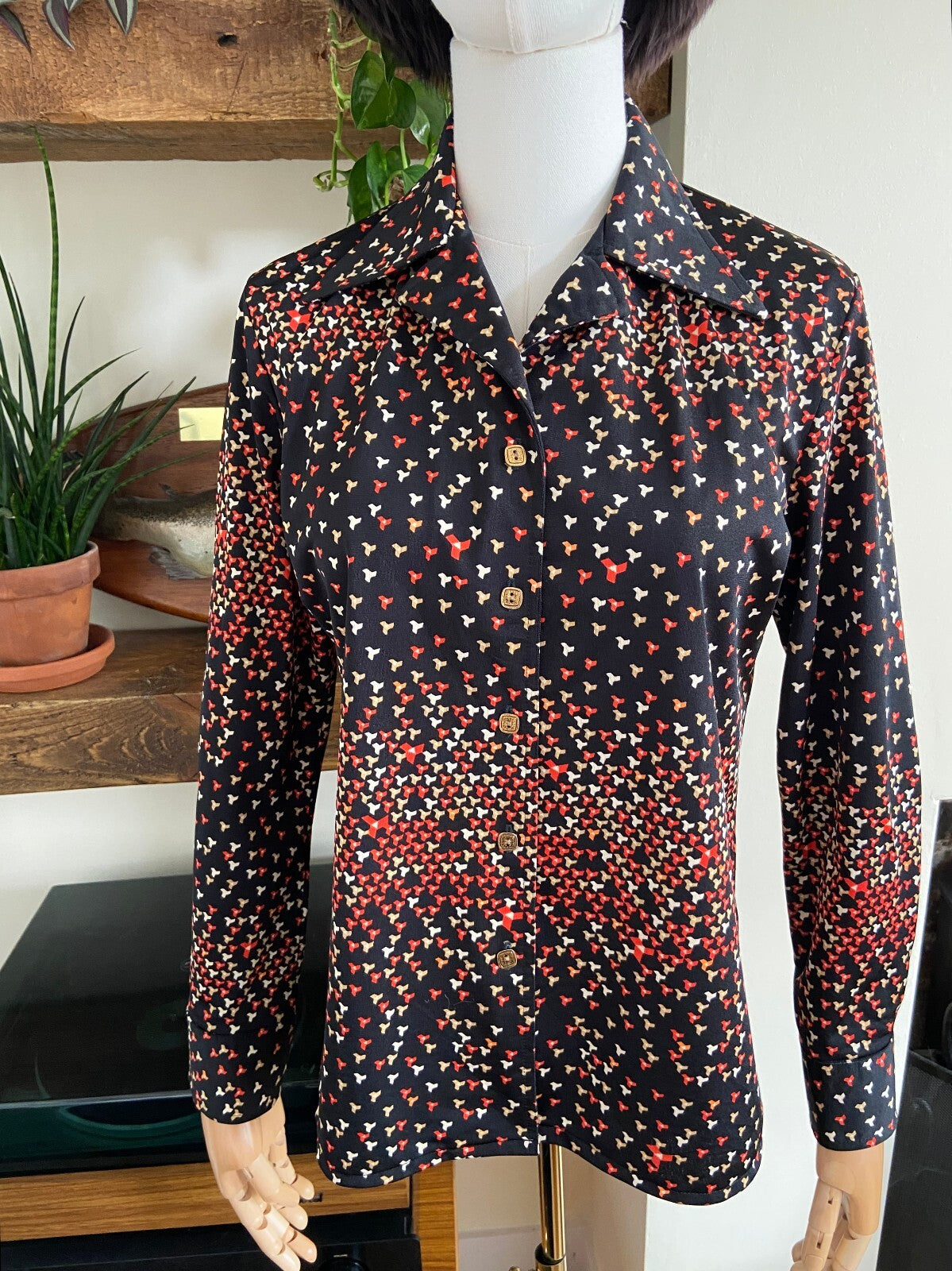 Vintage 1970s Black Printed Japanese Jersey Shirt