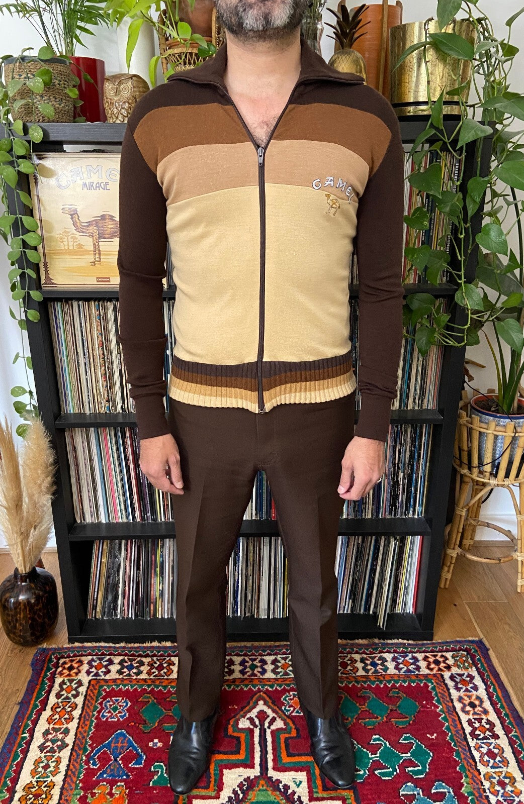 Rare Vintage 1970s Camel Track Top