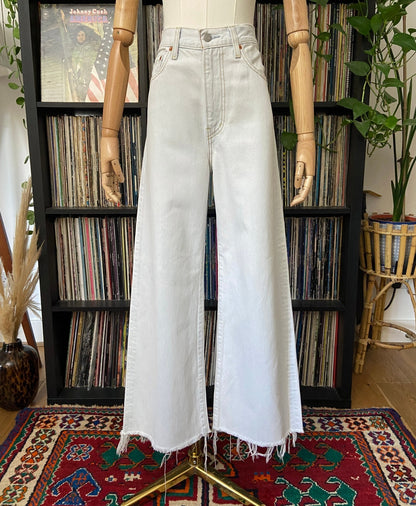 Levi's Pale Blue Ribcage Wide Leg Jeans W29