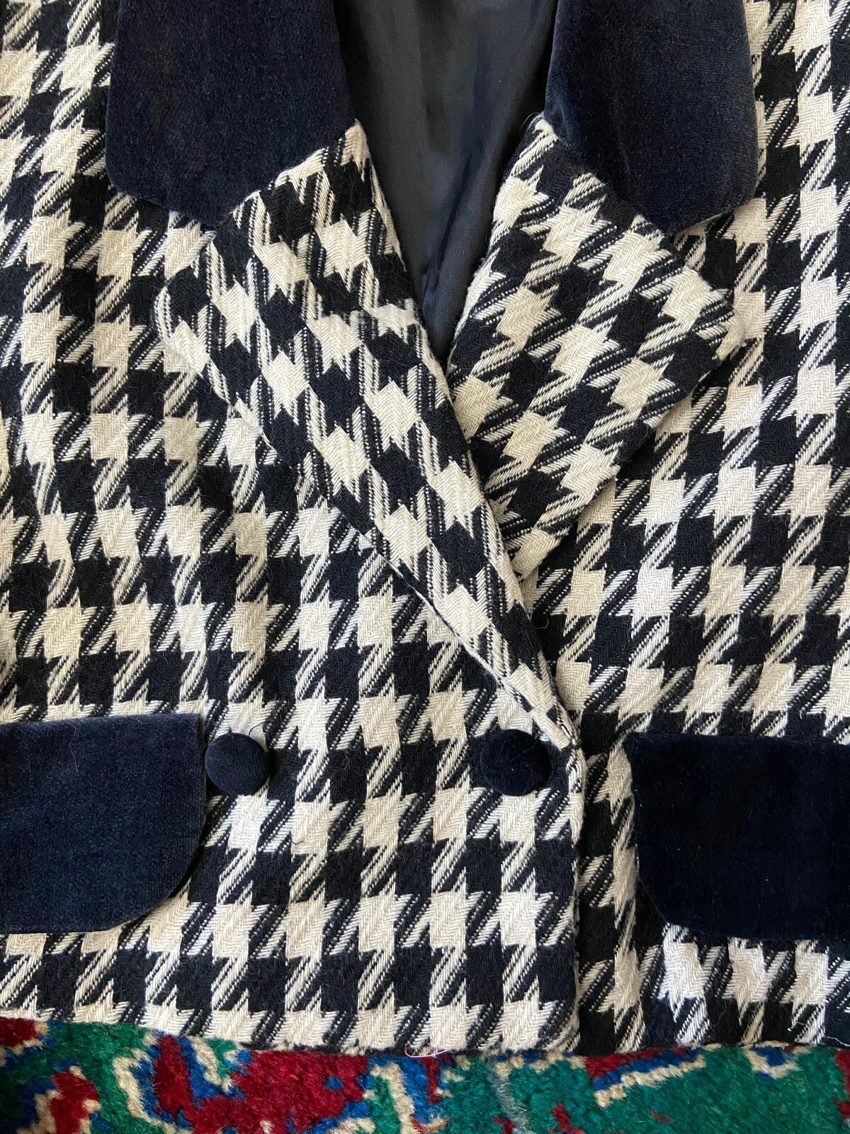 Vintage 1980s B&W Houndstooth Cropped Blazer
