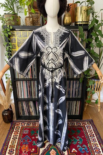 Vintage 1980s Hand Woven Embroidered Kaftan