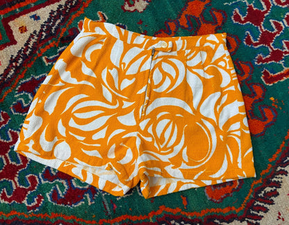 Vintage 1970s Patterned High Waisted Shorts W26