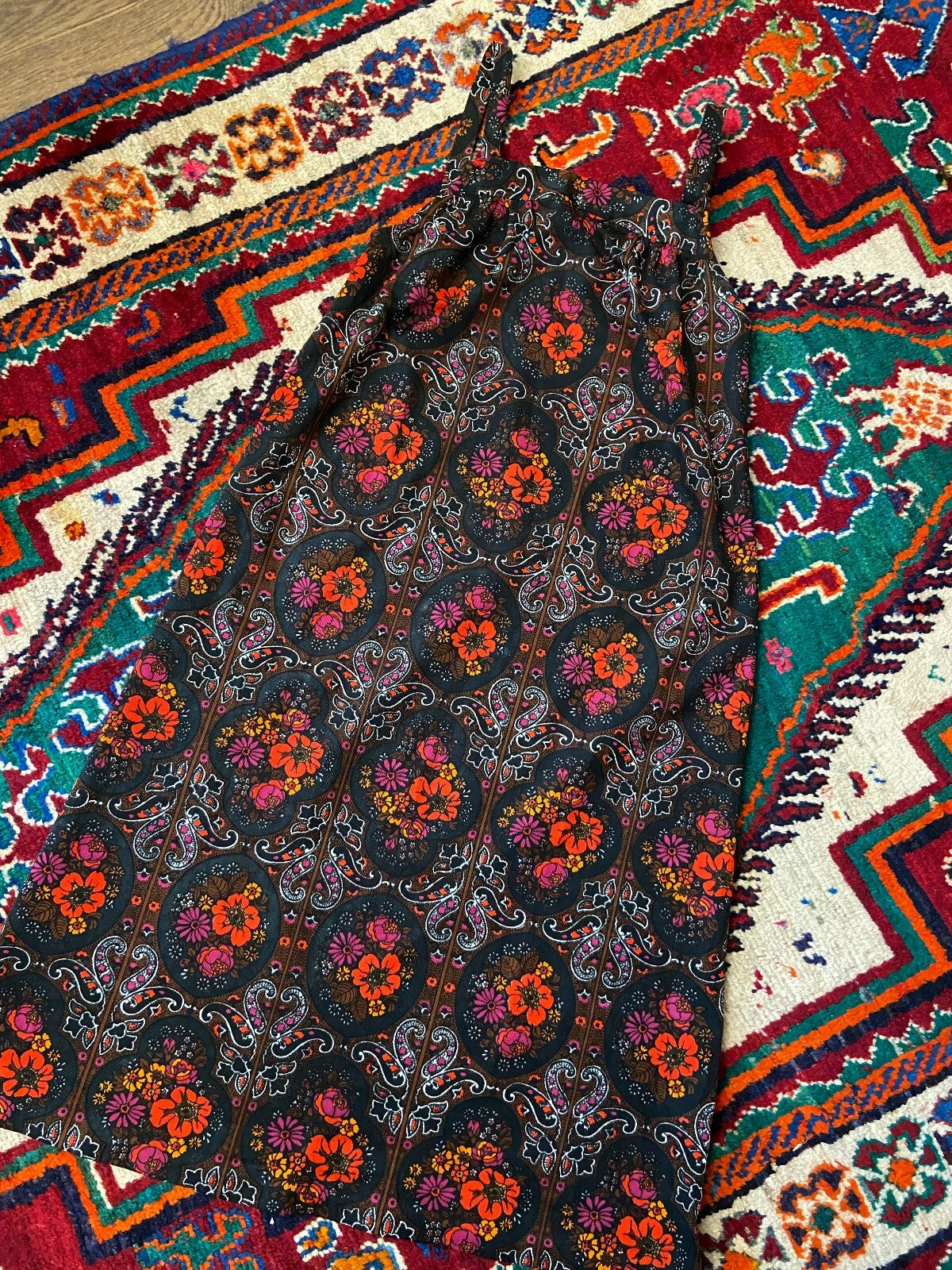 Vintage 1970s Retro Print Slip Dress