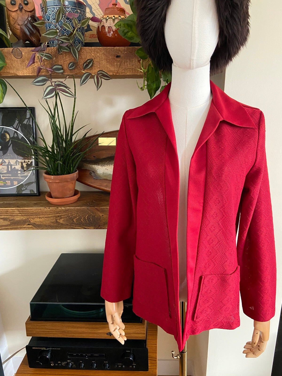 Vintage 1970s Burgundy Dagger Collar Cardigan