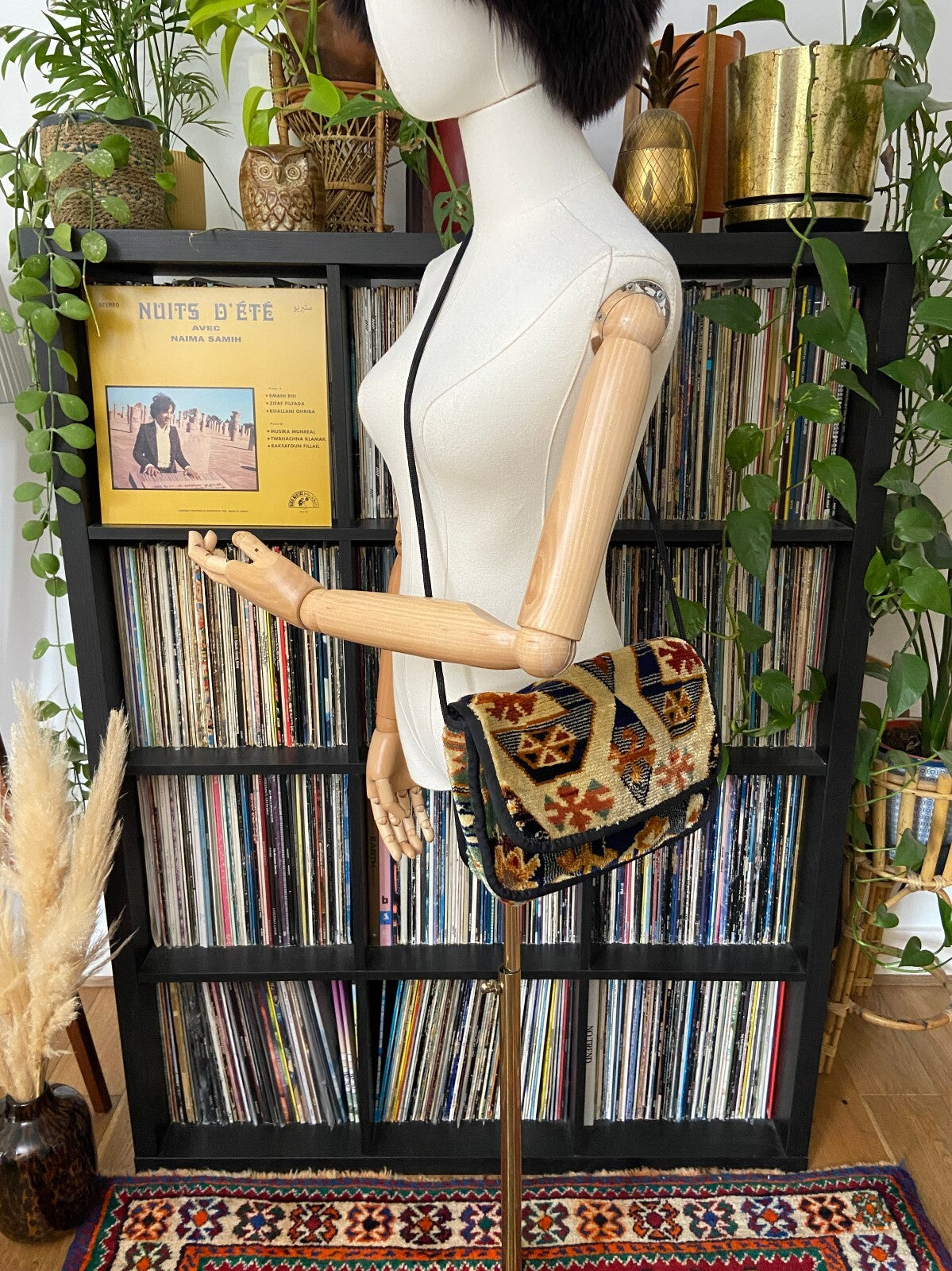 Vintage 1970s Beige Print Crossbody Carpet Bag