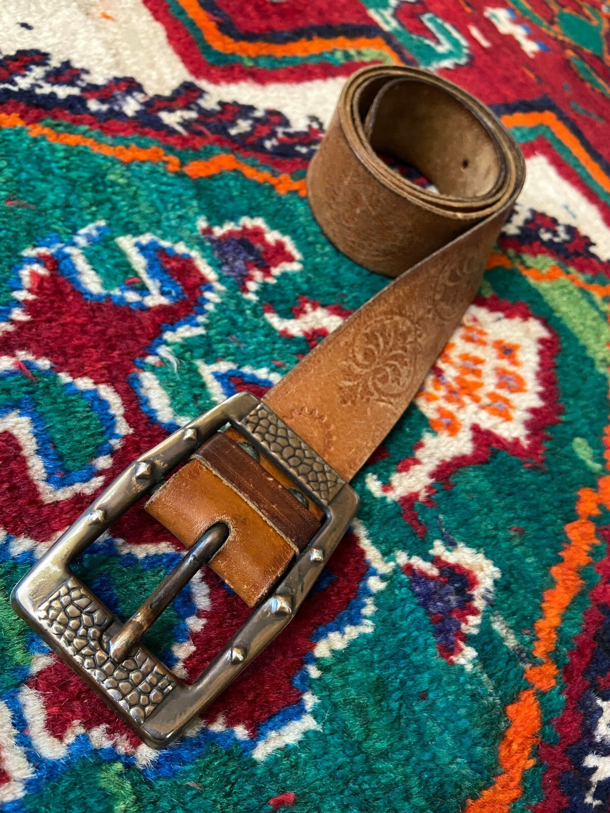 Vintage 1970s Tooled Leather Belt