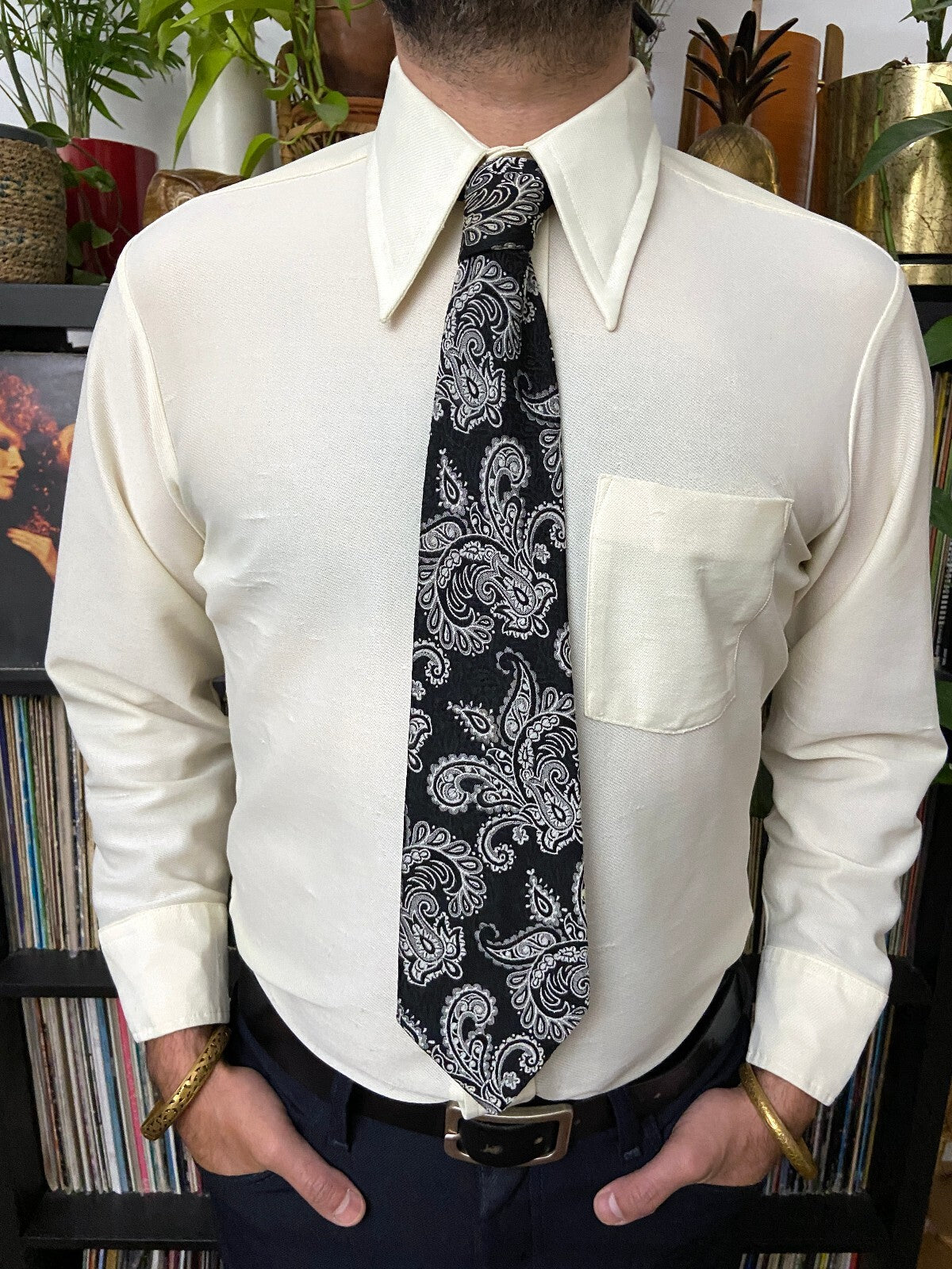 Vintage 1970s Woven Pattern Paisley Tie