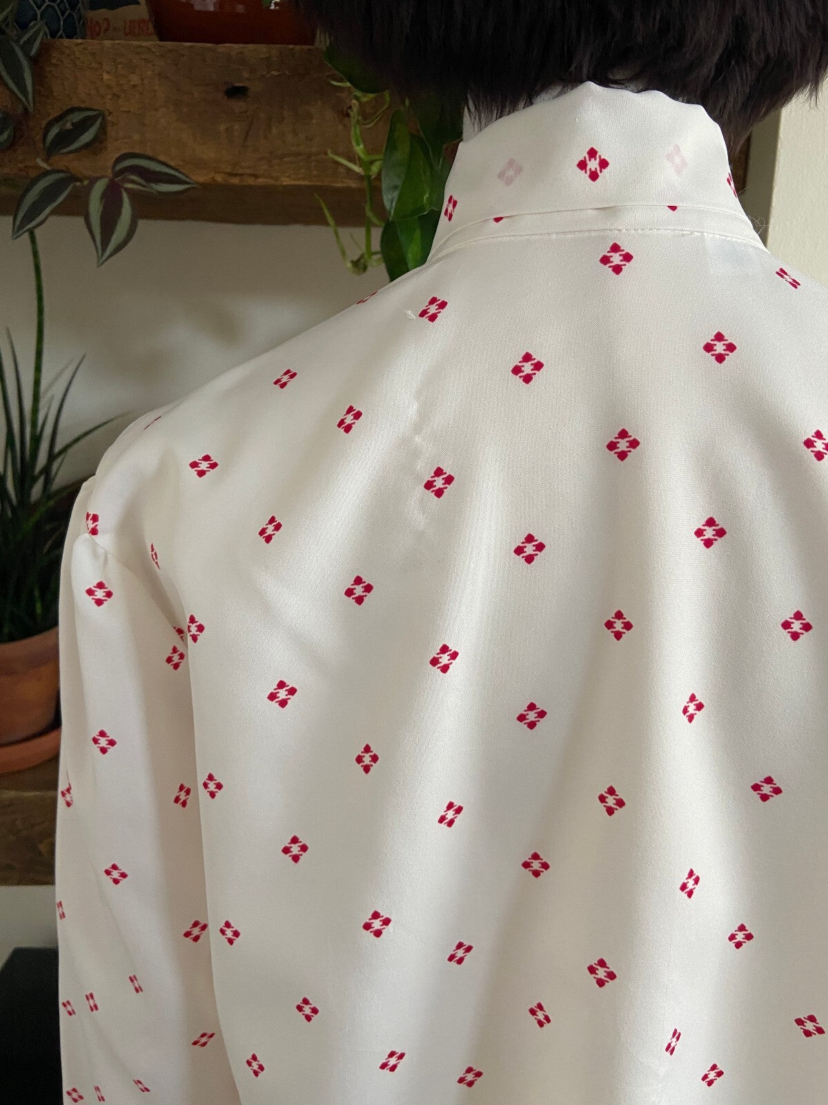 Vintage 1970s Cream & Red Pussybow Blouse