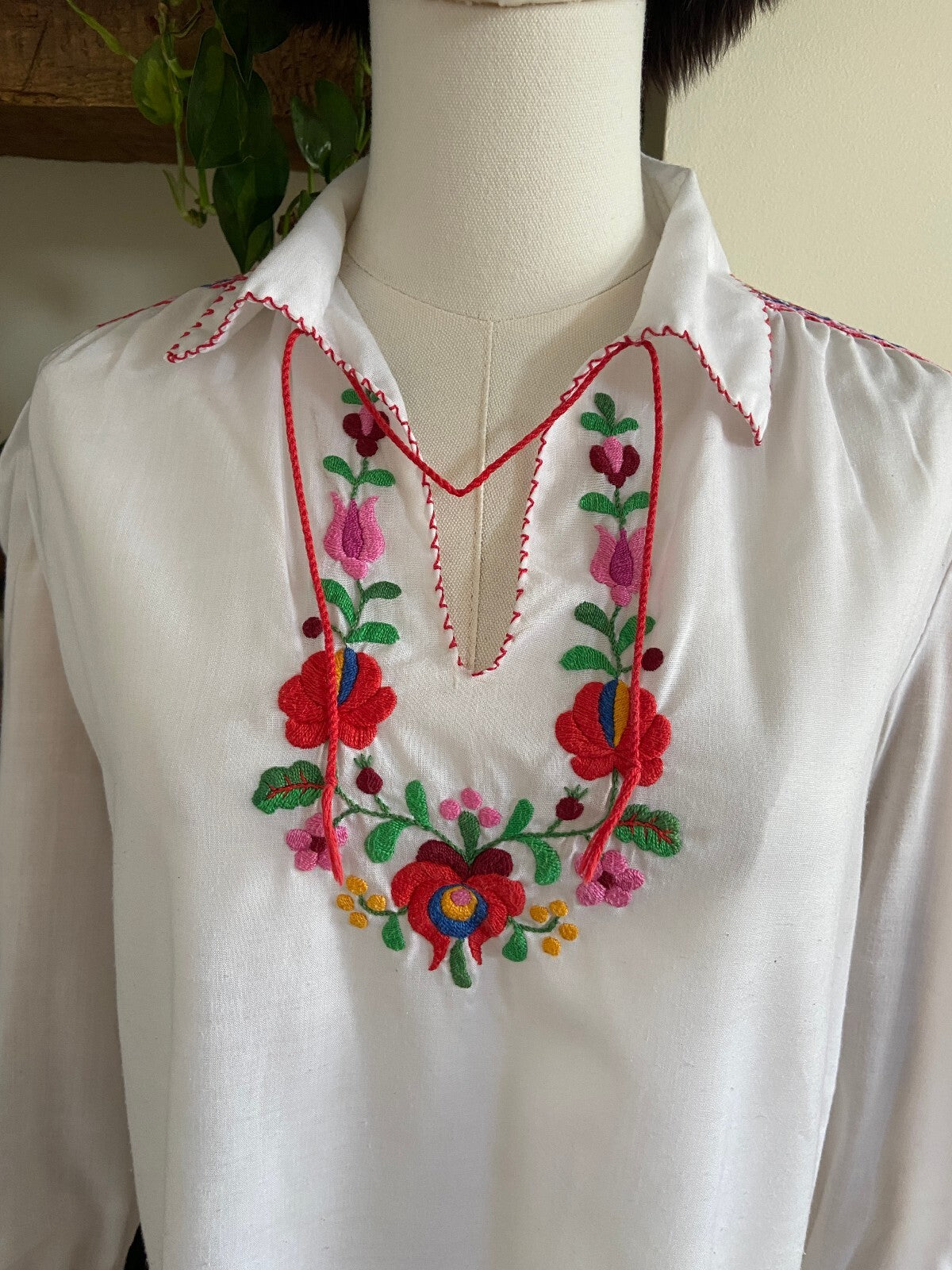 Vintage 1970s Embroidered Penny Lane Blouse