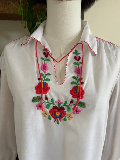 Vintage 1970s Embroidered Penny Lane Blouse