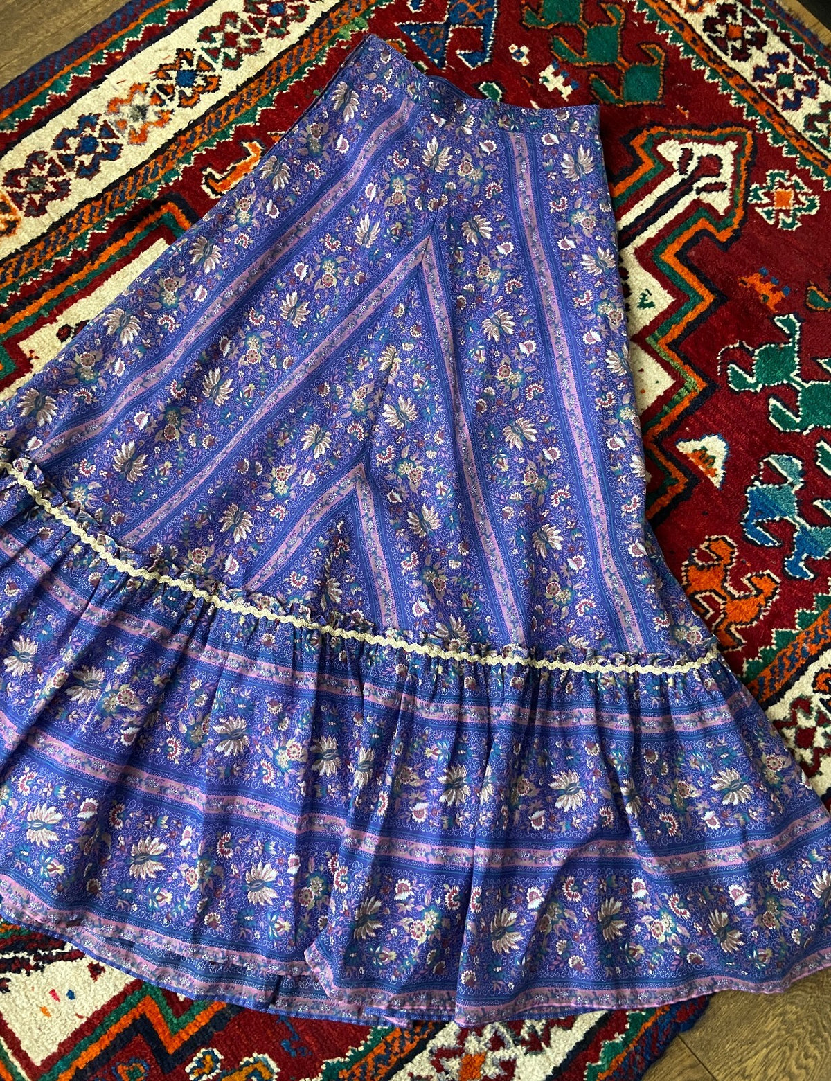 Vintage 1970s Purple Print Maxi Prairie Skirt