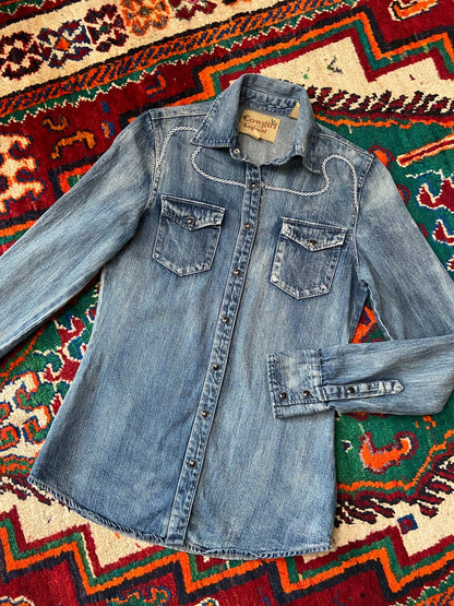 Vintage Y2K Cowgirl Legend Denim Western Shirt