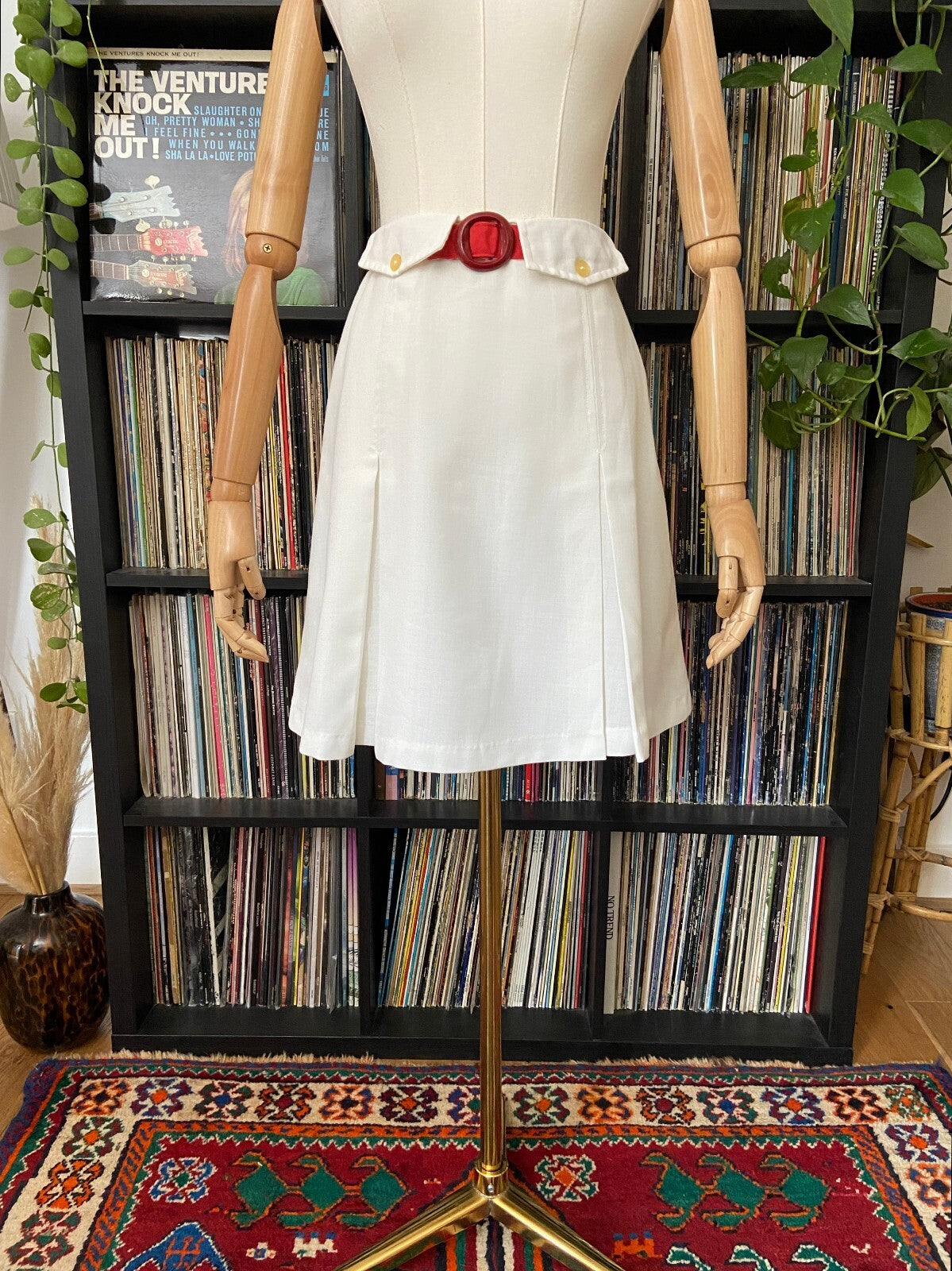 Vintage 1960s Preppy White Pleated Mini Skirt