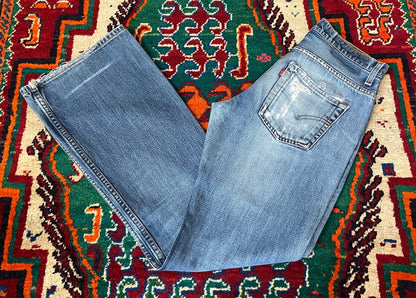 Vintage Y2K Blue Levi's Flared Jeans W32