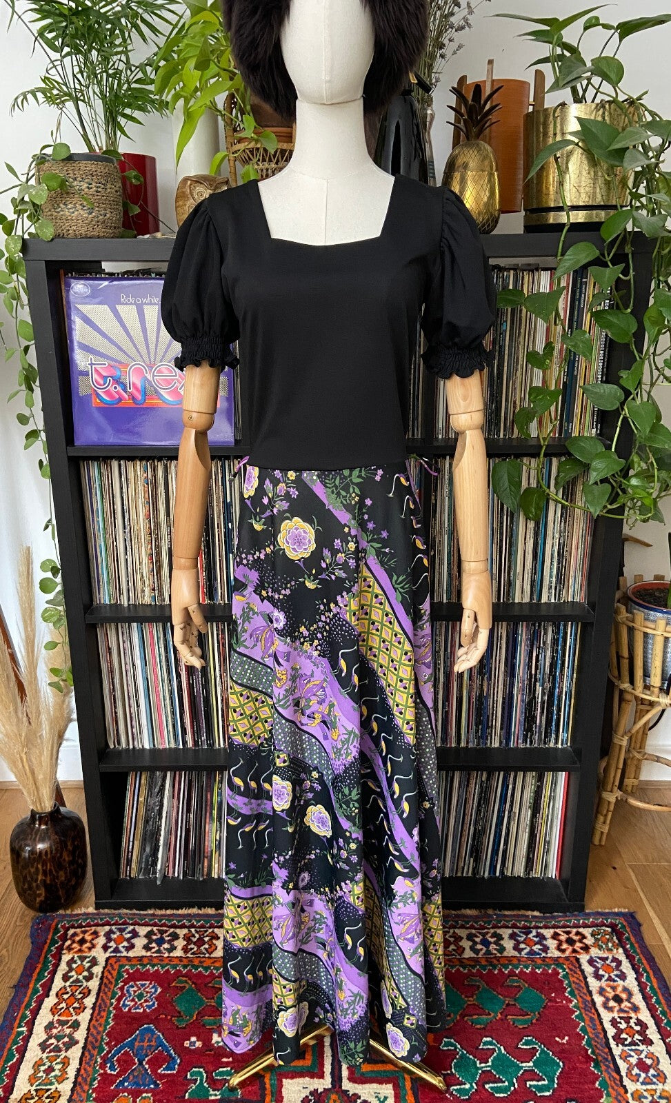 Vintage 1970s Black & Purple Dancer Print Maxi Dress