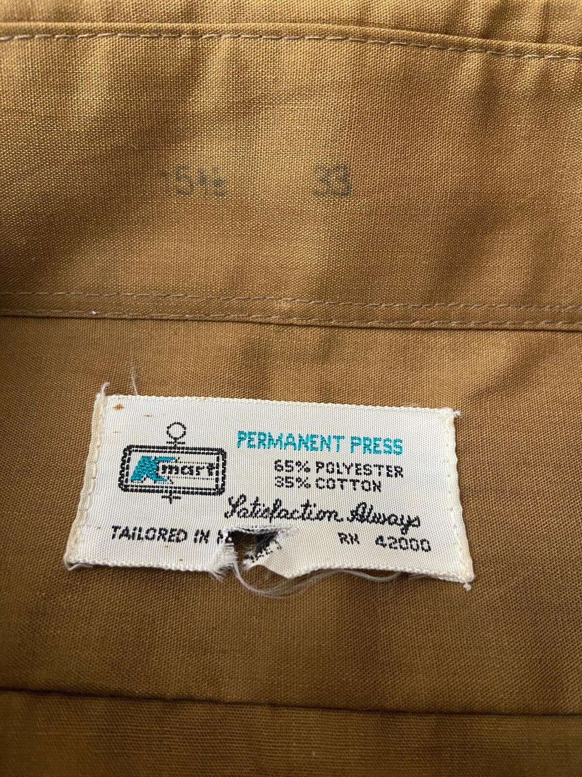 Vintage 1970s Tan Dagger Collar Shirt