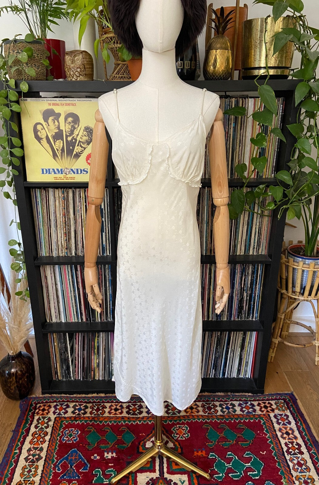 Antique Cream Lace Trim Slip