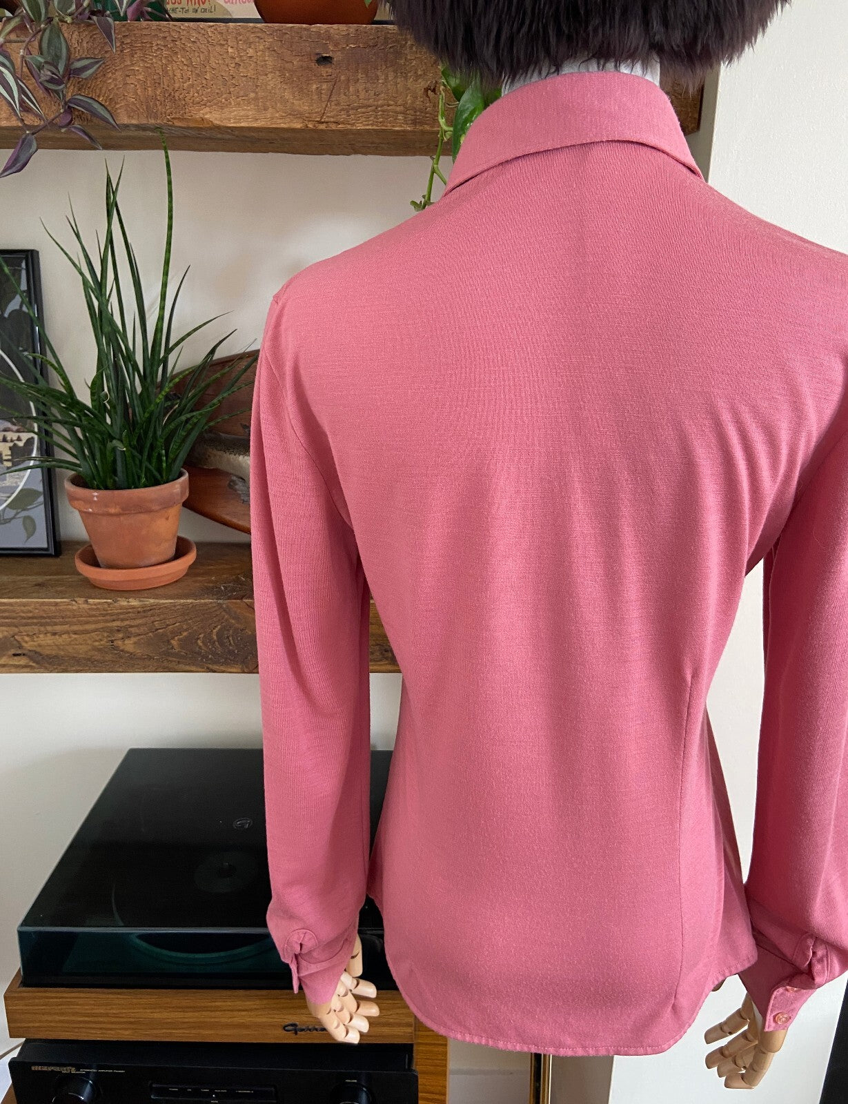 Vintage 1970s Pink Knit Dagger Collar Shirt