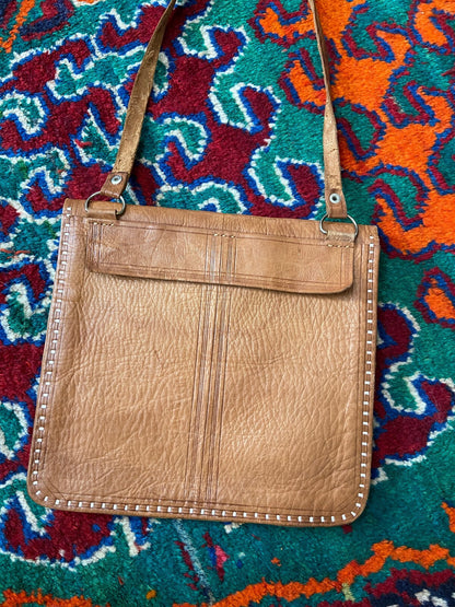 Vintage 1970s Tan & White Embroidered Handbag