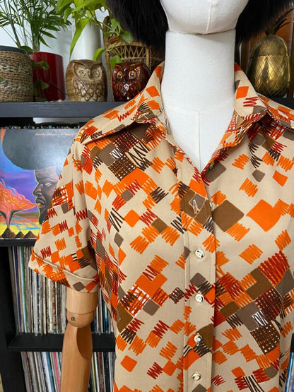 Vintage 1970s Beige & Orange Retro Dagger Collar Shirt