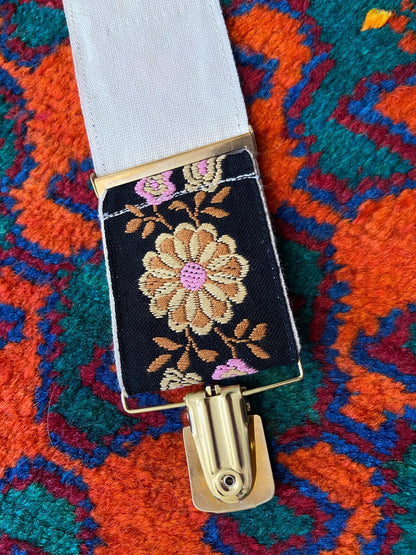 Vintage 1970s Embroidered Floral Pattern Braces