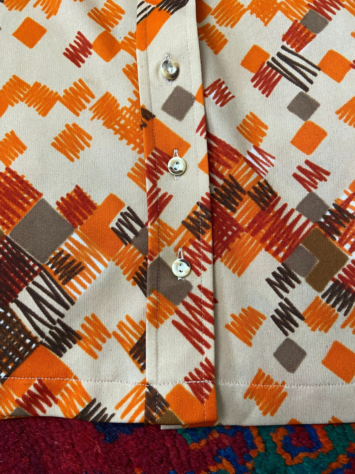 Vintage 1970s Beige & Orange Retro Dagger Collar Shirt