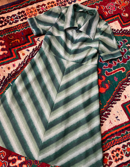 Vintage 1970s Green Chevron Knit Dress