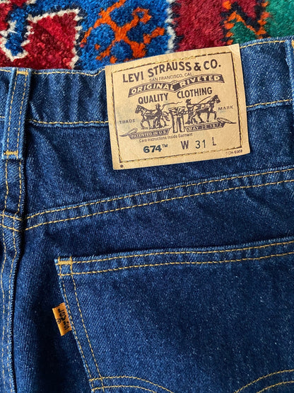 Vintage 90s Levis 674 Orange Tab Slim Cut Jeans W30