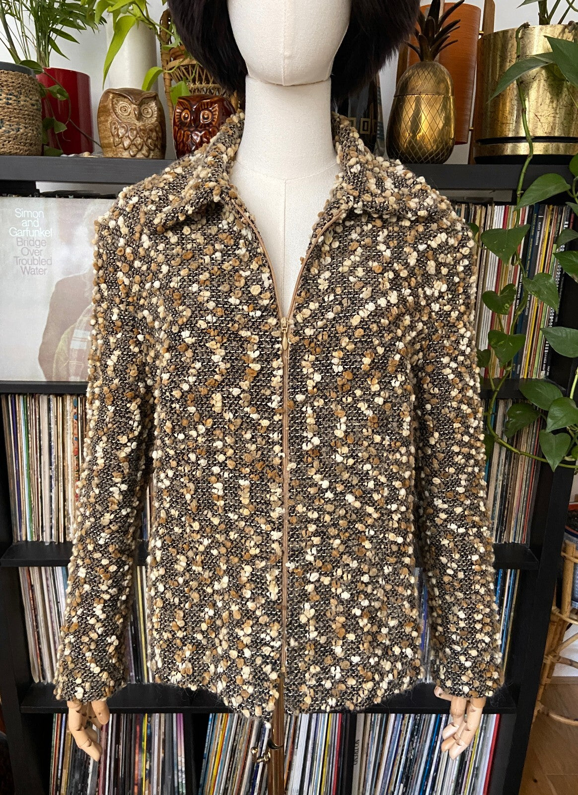 Vintage 1970s Beige Boucle Zip Up Jacket