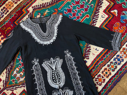 Vintage 1970s Black & Silver Embroidered Kaftan