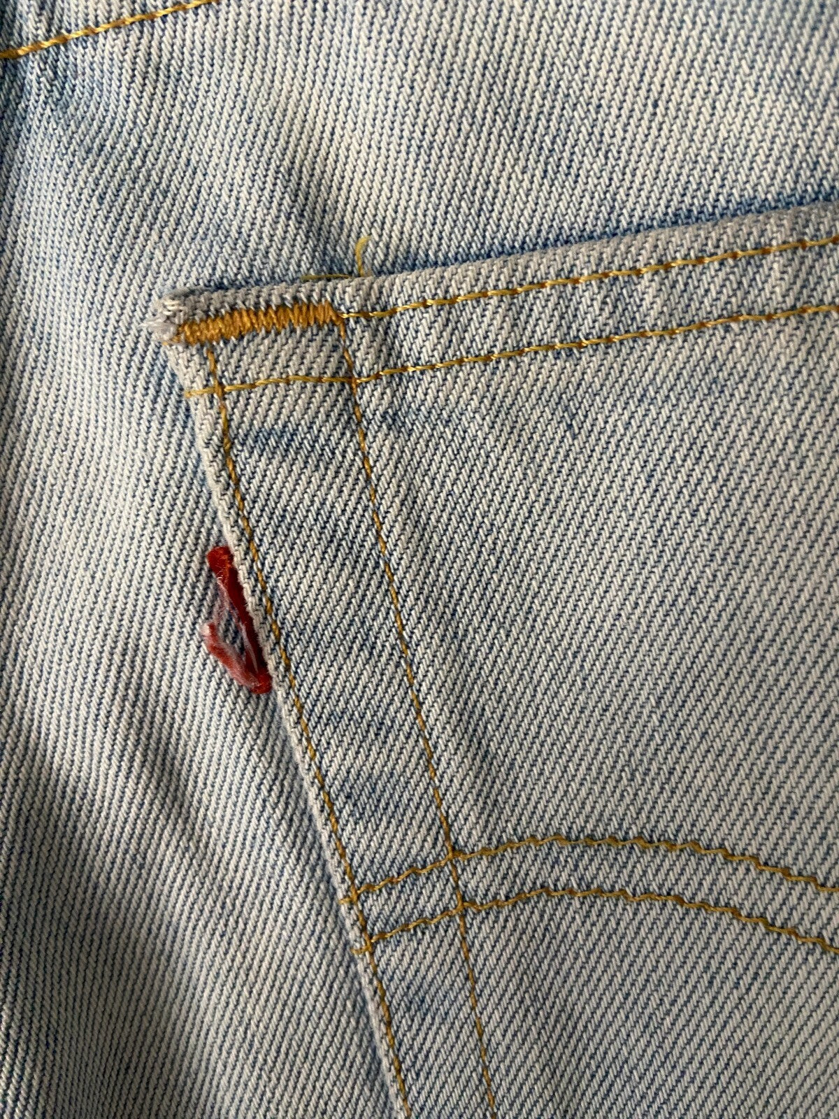 Vintage Y2K Levi's 525 Bootcut Flared Jeans W33