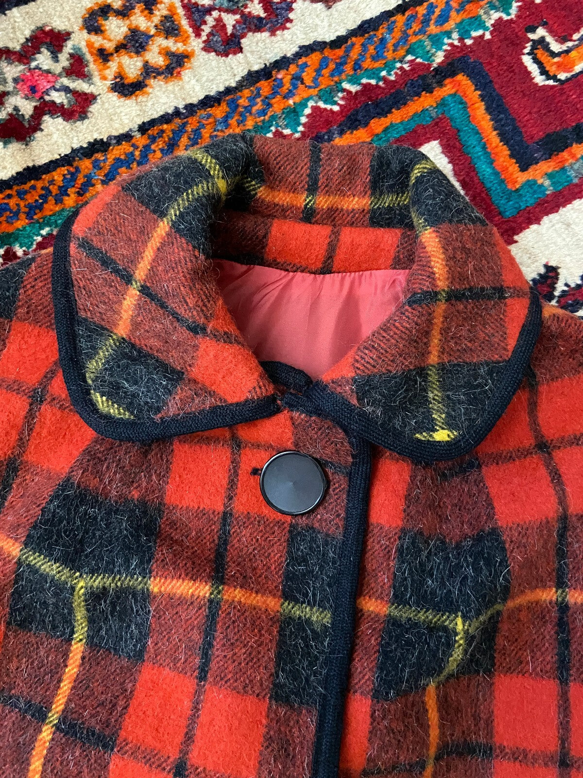 Vintage 1960s Tartan Plaid Cape Coat