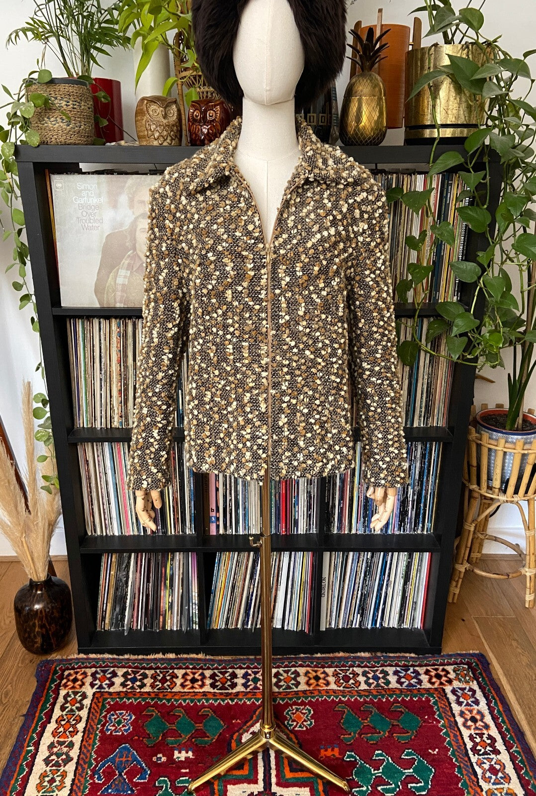 Vintage 1970s Beige Boucle Zip Up Jacket