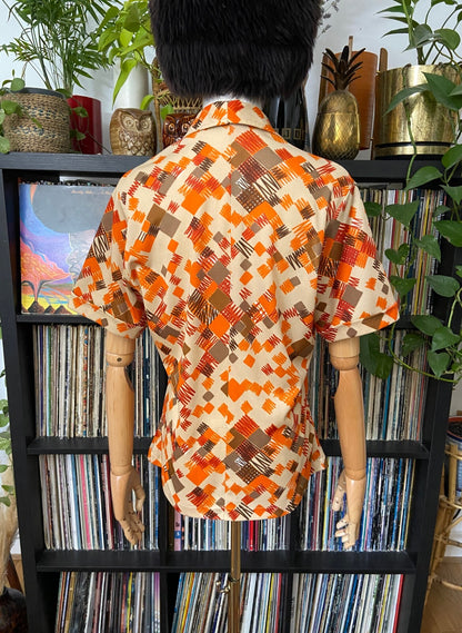Vintage 1970s Beige & Orange Retro Dagger Collar Shirt