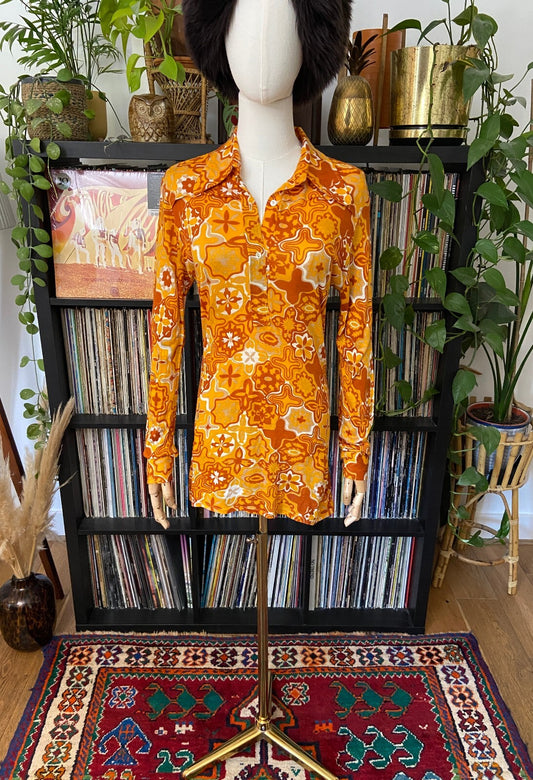 Vintage 1970s Mustard Beagle Collar Knit Shirt