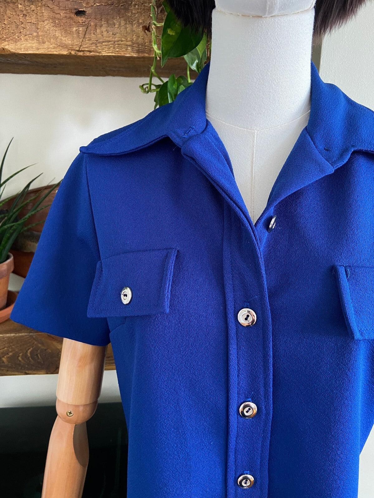 Vintage 1970s Navy Dagger Collar Shirt