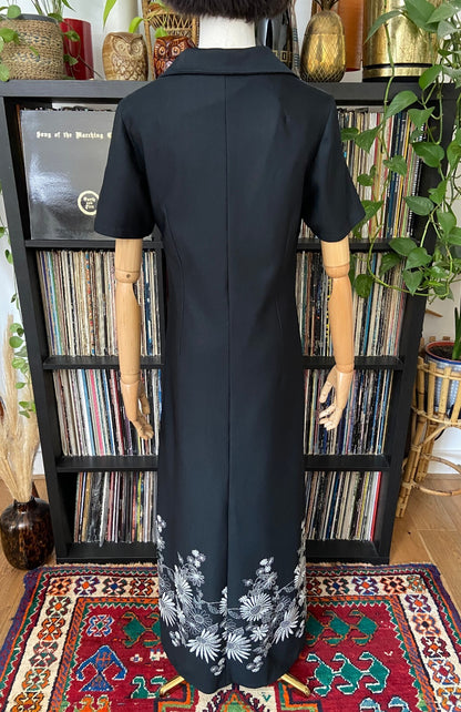 Vintage 1970s Black & Silver Embroidered Dagger Collar Dress