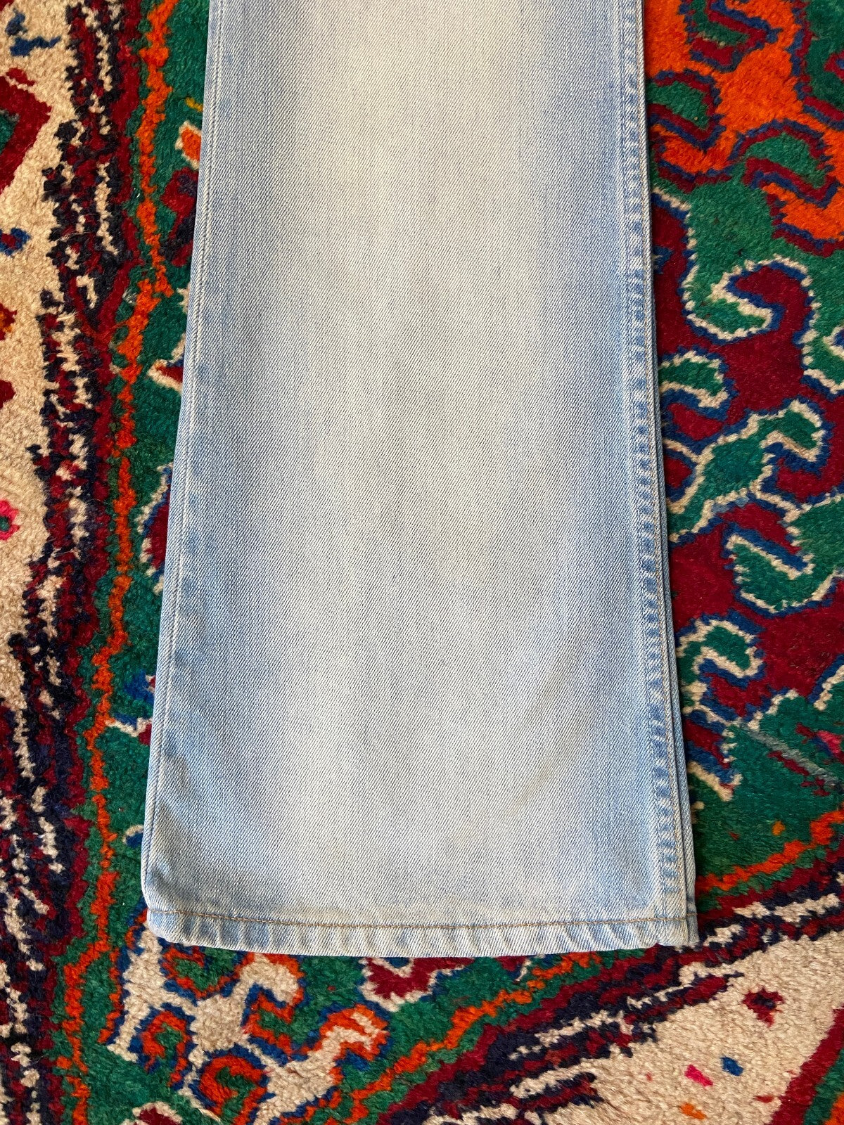Vintage Y2K Levi's 525 Bootcut Flared Jeans W33