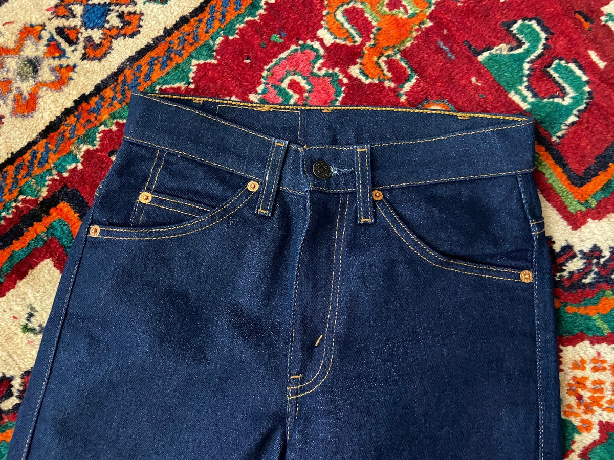 Vintage 90's Levis 417 Orange Tab Bootcut Jeans W27