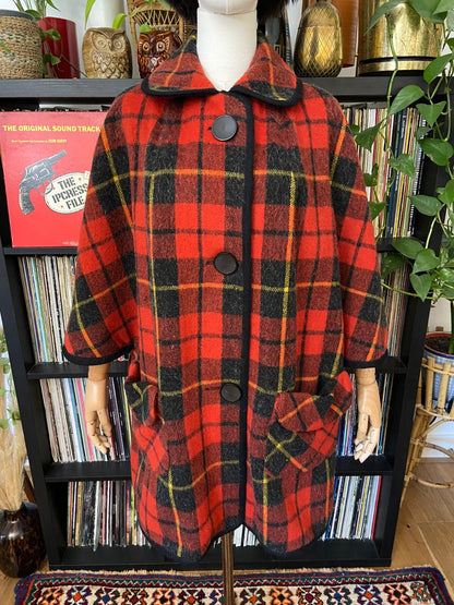 Vintage 1960s Tartan Plaid Cape Coat