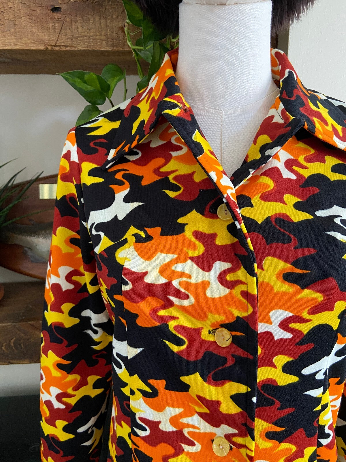 Vintage 1970s Orange & Yellow Retro Print Shirt