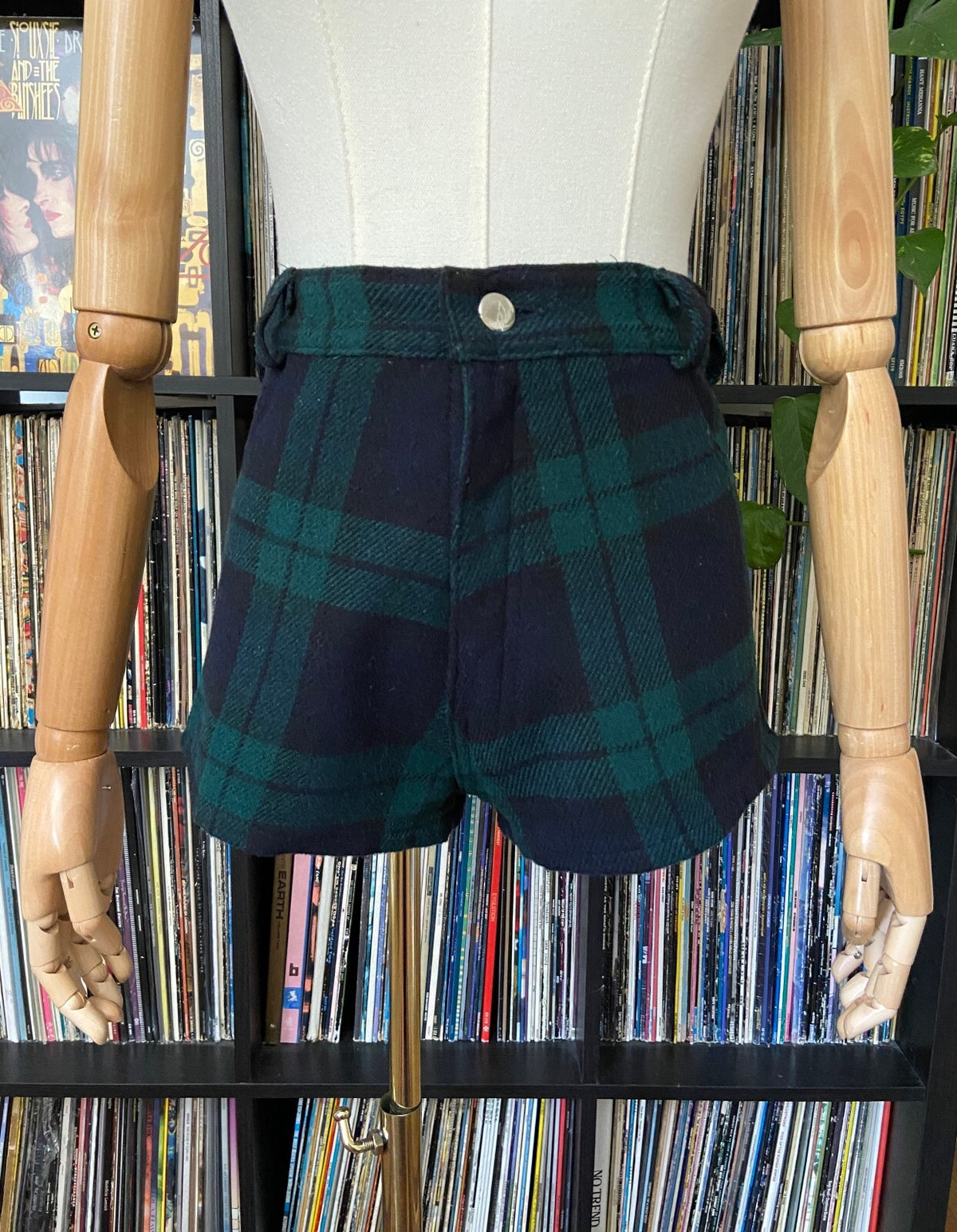 Vintage 1980s Navy & Green Tartan Hot Pants