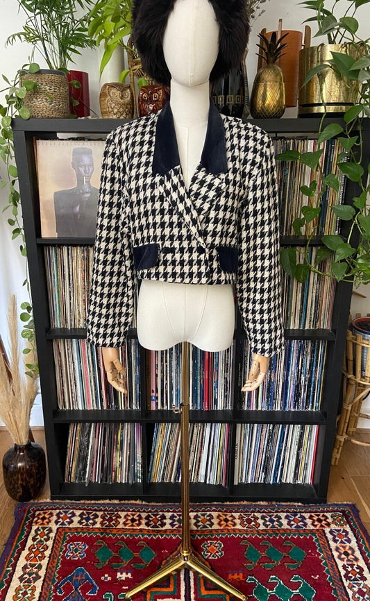 Vintage 1980s B&W Houndstooth Cropped Blazer