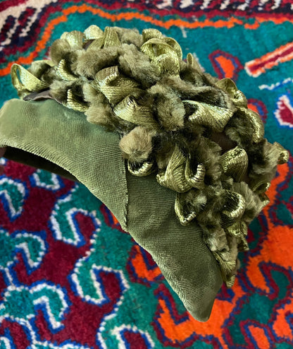 Vintage 1960s Green Velvet Textured Cocktail Hat
