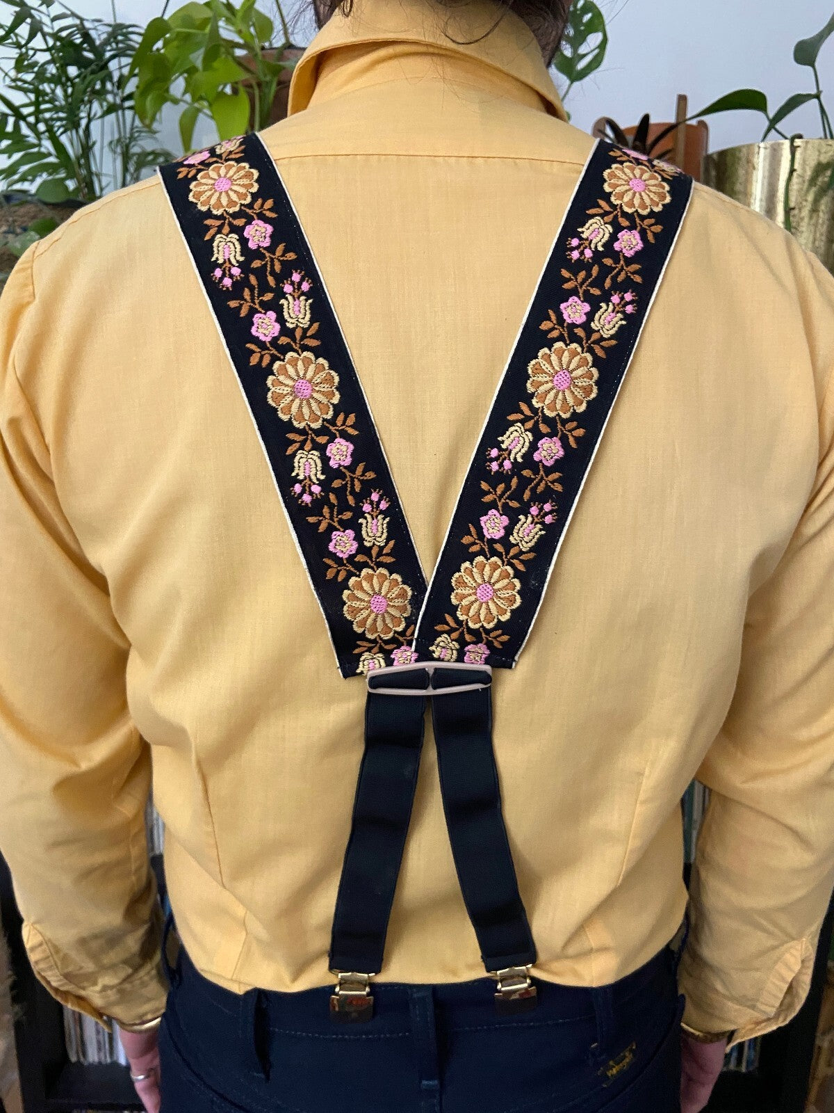 Vintage 1970s Embroidered Floral Pattern Braces